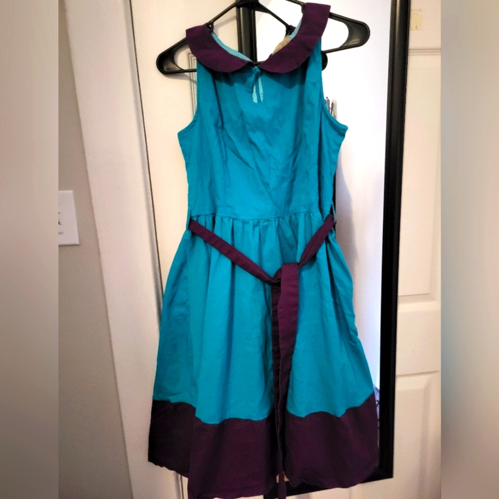 Cute sleeveless, Peter pan collared Lindy Bop dress size 12